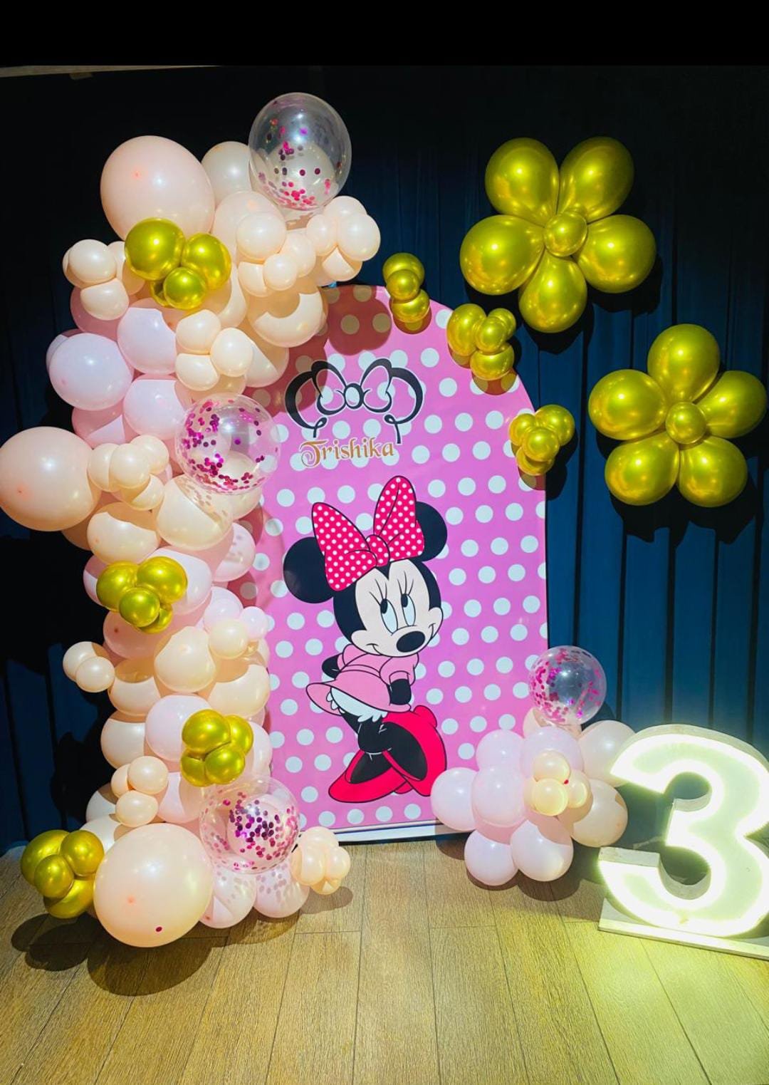 Balloon decoration near me janakpuri Delhi